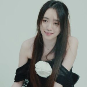 Actress Alma Kwok HD Instagram Photos and Wallpapers June 2024