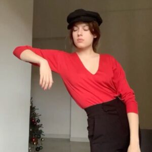 Alma Noce Instagram - Non so cosa dire. Servizio pessimo, da bere e mangiare assolutamente insapore se non per un leggero e amaro retrogusto di allucinazione. 
Barista a tratti invisibile e una musica aggressiva che andava e veniva. 
Come me, vado e non vengo più.
1/10 non consiglio.