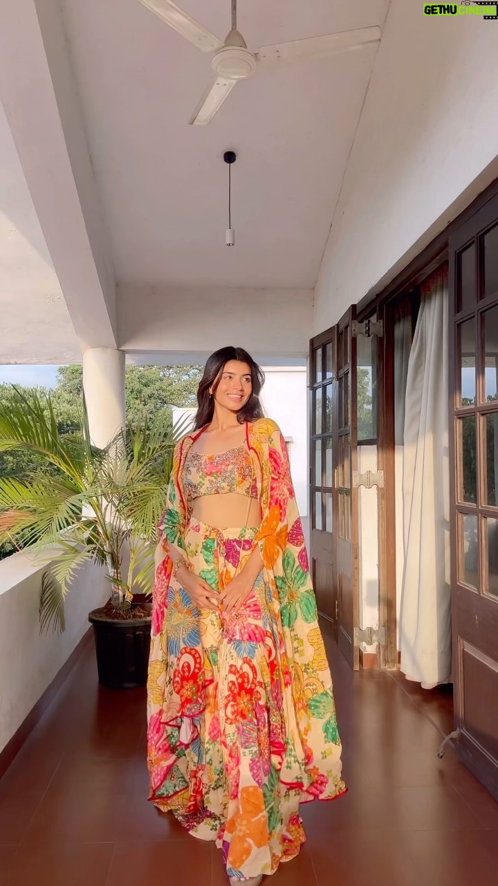 Alma Hussein Instagram - Stay delelu with Alma episode 1🌝🌝 grwm for an imaginary haldi function!!!! ( if anyone is getting married, I have absolutely no problem crashing your wedding or else someone start dating my bestie and you get married to her🥰🥰🥰) Outfit deets: Cord set - @scakhi Shorts- @hm Bangles- local ( got it for like ₹150) (Grwm, haldi, wedding, cute , clothes, outfit inspo) #explore#explorepage#exploremore#recommended#trend#trending#haldiceremony