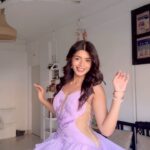 Alma Hussein Instagram – If this isn’t the prettiest dress then idk what is💅🏻🎀 deets<

Outfit from - @anjumqureshilabel 
Bracelet and watch stack - @aldo_shoes 
Earrings- local store 
Heels - @hm 
Body shimmer - @victoriassecretindia 
Perfume - @chanelofficial coco mademoiselle 
Hair & makeup by me💅🏻

Comment down below if you want any other detail🎀

I really do feel like a princess in this dress🥺

(Grwm, dress, outfit, aesthetic)

#explore#explorepage#exploremore#recommended#trend#trending#reel#reelitfeelit