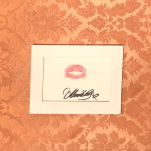 Almila Bağrıaçık Instagram - EIN KLEINES GEWINNSPIEL FÜR EUCH

Ich habe gemeinsam mit Shary Reeves, 
Collien Ulmen-Fernández, Muschda Sherzada und Maryam Zaree die Geschichten von 100 starken Mädchen und Frauen erzählt, die die Welt verändert haben. Die besten Geschichten schreibt das wahre Leben. Und möchte euch die Möglichkeit geben eins der Exemplare zu gewinnen. 

Kommentiert - ICH WILL AUCH - und nehmt an der Verlosung teil. 
WILL nicht MÖCHTE weil der Wille zählt 💋 

GOOD NIGHT STORIES FOR REBEL GIRLS
by Elena Favilli  @elenafavilli ❤️ @deraudioverlag 

📷 @suna_orlater 

#goodnightstoriesforrebelgirls #elenafavilli #betterthandisney #gewinnspiel #almilabagriacik