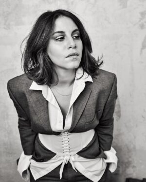 Almila Bağrıaçık Instagram - HADI BAKALIM... 
#challengeaccepted @rajshri_deshpande 🙏

I nominate @jenmertensstyle @joerdis_triebel 

📸 by @felixrachor 
👘 by @jenmertensstyle 
💄 by @ivana_makeupartist