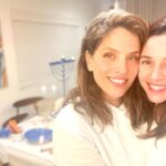 Alona Tal Instagram - חג חנוכה שמח. Happy Hanukkah. May this Hanukkah we get a miracle and get our hostages back home alive. #bringthemhomenow