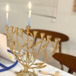 Alona Tal Instagram - חג חנוכה שמח. Happy Hanukkah. May this Hanukkah we get a miracle and get our hostages back home alive. #bringthemhomenow
