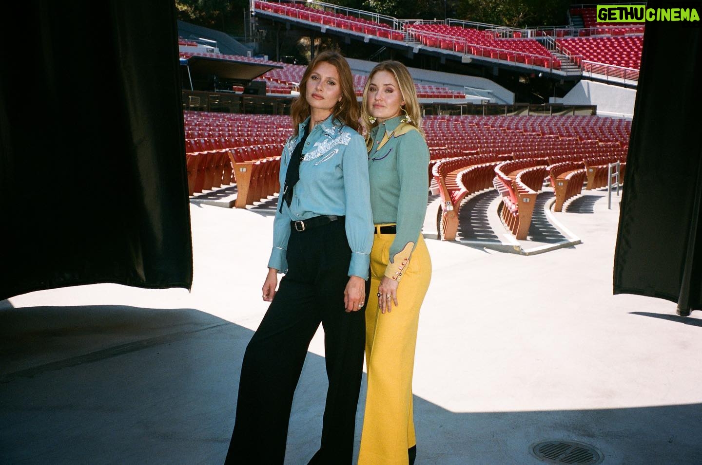 Aly Michalka Instagram - Thanks for this special piece on our @greek_theatre looks @cfda This was an extra special evening wearing @rosettagetty at our sold out show. So grateful for the support 🥹