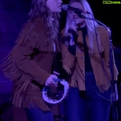 Aly Michalka Instagram - Celebrating our 1 year anniversary show playing With Love From front to back for the first time LIVE @pappyandharriets 🥹 Head over to the app now if you’re a Sanctuary Club member!
