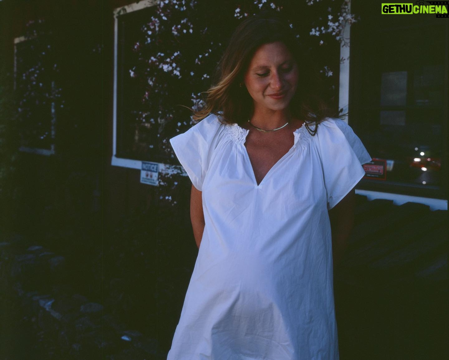 Aly Michalka - 10.5K Likes - Spring is here!!!!!!!!
📷 @auhasardspr