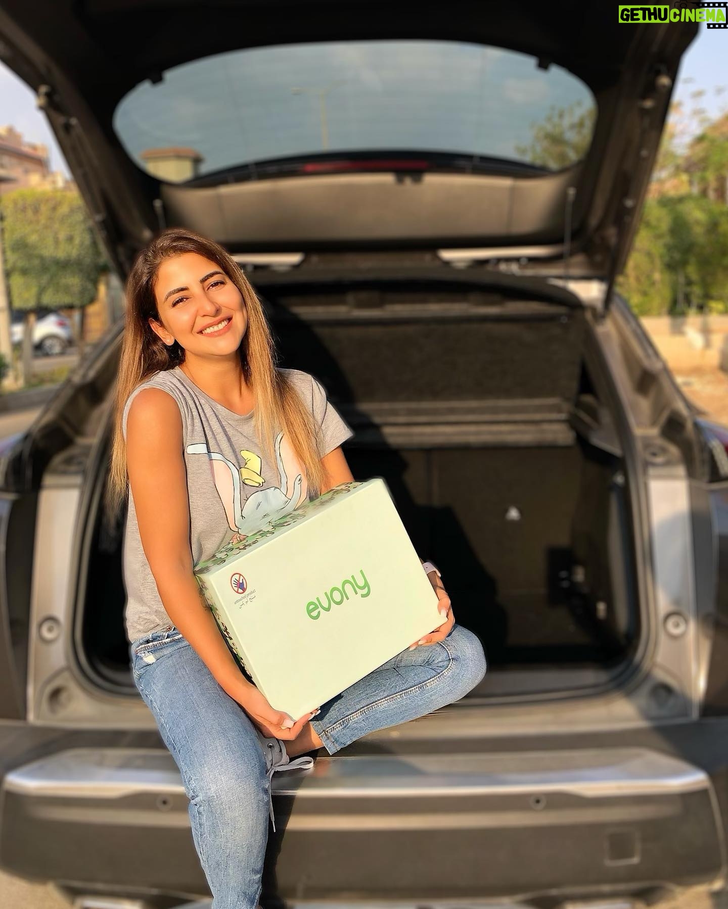 Alyaa Assaf Instagram - Since masks became part of our daily routine, so we need to make sure that we are wearing a very protective and comfortable masks. @evony.egypt come both sizes adults and kids size with amazing prints🥰 they also have new soft ear bands ❤️ please wear your mask and protect yourself and your family 😷 #comfortandprotection #evony #facemask #maskup