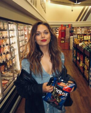Alyssa Jirrels Instagram - Cool ranch doe ri toe ❤️

@abhairmakeup