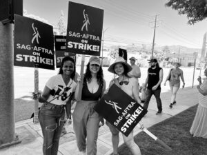 Alyssa Diaz Instagram - ON STRIKE!!!! @mekiacox @missoneil @farceprod #sagaftrastrong #wgastrong #unionstrong #solidarity