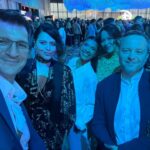 Alyssa Diaz Instagram - Magical time in New York at the upfronts with @therookieabc cast ❤️❤️❤️ excited for season 7! Fun moments: @hulu asked what fictional world we would live in - I answered Avatar @shawnrashmore said Game of thrones. We both have a desire to fly through the sky on magical creatures! Ha. @nathanfillion Wookie for a rookie! Sitting next to my girl @missoneil during the presentation! Styled head to toe in @bashparis (thank you!) a baddie for a baddie and yes you are all #magic Creative vision @ritaghanimela jewelry @marascalisejewelry makeup @alexbyrnebeauty hair @brennadmakeup #bashparis #bashmuse