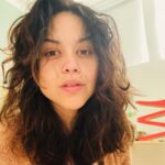 Alyssa Diaz Instagram - This look brought to you by two children, no sleep, and a sink full of dirty dishes. Happy Friday! 🙌🏼 embrace the beauty of the chaos ❤️ deep breaths