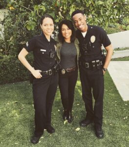 Alyssa Diaz Instagram - Tonight @karendavidofficial and I spar as she’s pushes Lopez to her edge! Happy Easter everyone and I hope you check out @therookieabc tonight. Btw- how are you celebrating your holiday today during the quarantine? #creative #inside #family #love #easter #passover #connection