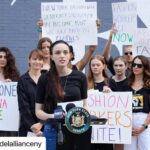 Alyssa Sutherland Instagram - A bout of Covid may have kept me from attending, but it won’t keep me from speaking out. I stand in solidarity with @modelallianceny in their fight to pass the #fashionworkersact, which would afford basic protections for models. I can speak to both experiences as a model in NY and now as an actress and member of @sagaftra. The fashion industry falls woefully short. I strongly urge lawmakers to pass the Fashion Workers Act this legislative session. #Repost @modelallianceny ・・・ This morning, we held a press conference at #NYFW to raise awareness for the absence of basic labor protections in the modeling industry, and urged @nysa_majority to pass the #FashionWorkersAct during the upcoming legislative session. The current labor resurgence we’re witnessing across the entertainment industry is long overdue. Like actors and writers, models are struggling for professional dignity behind a veil of glamor and prestige. But the fashion industry infamously lacks regulatory oversight, putting us far behind the rest of the industry. The #FashionWorkersAct – a pro-labor state bill that would finally regulate predatory management companies in New York – is a crucial step in ensuring models and content creators have basic protections at work. Thank you to everyone who joined us today, particularly the models and actors who shared their direct experience in both industries to inspire change, our fearless Senate sponsor @bradhoylman, and our allies @sagaftra and @wgaeast who stood with us in solidarity. Photos: @reedyoung