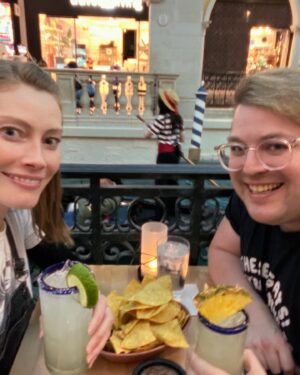 Alyssa Sutherland Instagram - When in Rome.
