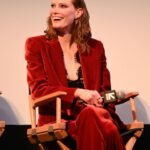 Alyssa Sutherland Instagram - 🩸🩸@evildead x @sxsw 🩸🩸 Premiere look - @stellamccartney suit Press look - @terijondresses 👗 Hair : @miasantiagohair Makeup : @desiraecherman