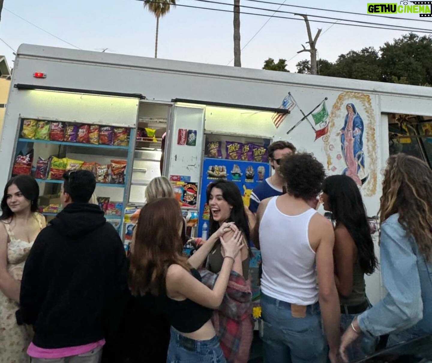 Alyvia Alyn Lind Instagram - a dump where a dump is due pt. 2