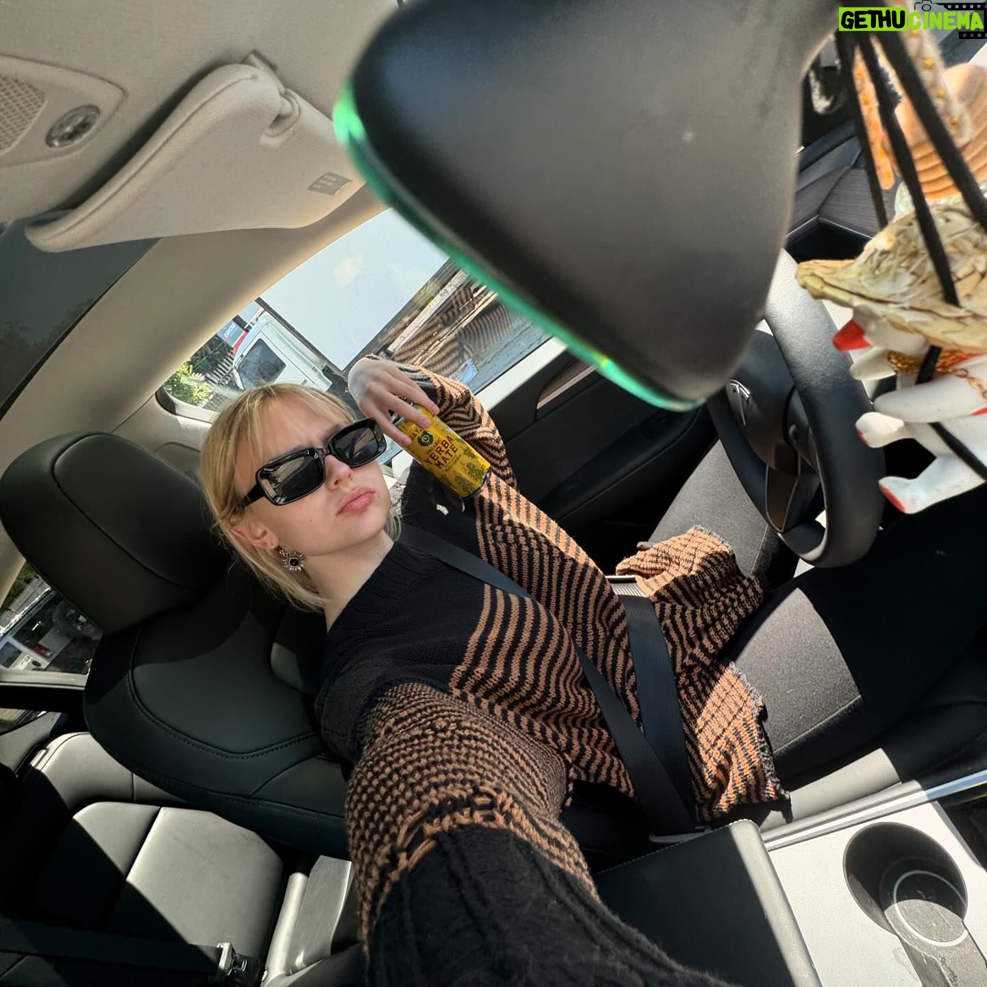 Alyvia Alyn Lind Instagram - th🅰️t was wEird ok@y!