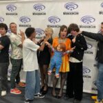 Alyvia Alyn Lind Instagram - @wondercon day 2 with my chucky fam 🔪🩸