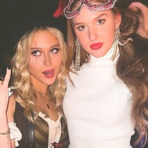Alyvia Alyn Lind Instagram - halloweekend matey 🏴‍☠️🎃