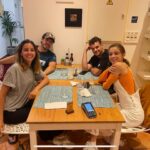 Amaia Aberasturi Instagram - ¿Ya habéis hecho maratón de la segunda temporada? Si no… ya tenéis plan para este fin de semana 😝 Gracias por vuestros comentarios tan bonitos 🫶🏽
