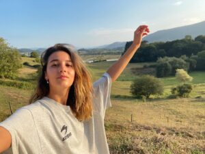 Amaia Aberasturi Instagram - Hola septiembre 👋🏽