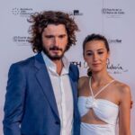 Amaia Aberasturi Instagram - Presentación de @seriebeguinas en @southseriesfest Ha sido un placer compartirlo con vosotros ❤️ Styled by @_freddyalonso Día @sandroparis Noche @maygelcoronelofficial