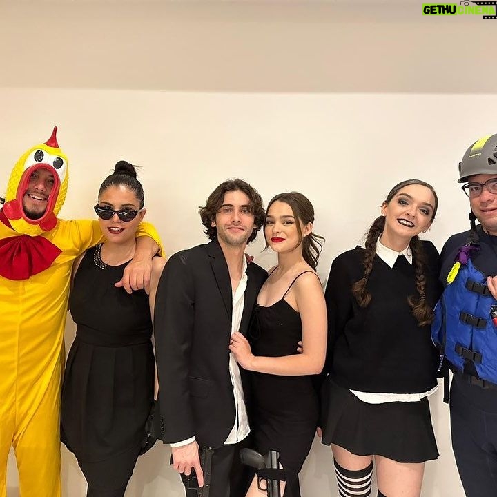 Amairani - 6.9K Likes - Que más puedo pedir !!!! Son mi vida entera #mishijosmivida @juanluisariasr
@fergarciar
@macagarciar
@sandraasl_ @diegoaarun @yankelstevan