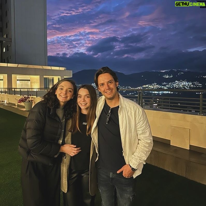 Amairani - 3.4K Likes - Mis tres grandes amores ❤️❤️❤️ @juanluisariasr @fergarciar @macagarciar #mishijosmitodo