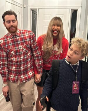 Amanda Brugel Instagram - Nailed it. 
#tayvis #happyhalloween