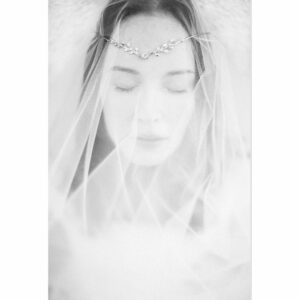 Amanda Crew Instagram - 🖤🖤🖤🖤🖤🖤🖤🖤 👸🏼 @elyse_levesque 👑👗 by @molliemiddleditch 📸 by me.