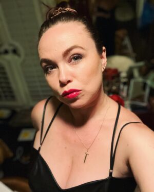 Amanda Fuller Instagram - went on a date with my hubby. 

took a selfie after.

might delete laterz.

miss you already boo. 💋 

@matthewbryanfeld