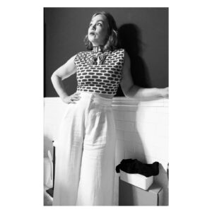 Amanda Fuller Instagram - she’s a brick 🏠

(solo bathroom photo shoot commence)