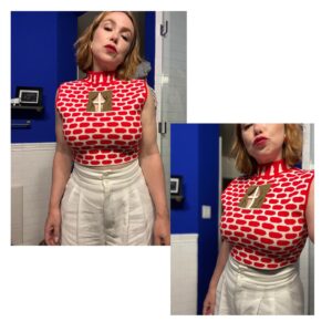 Amanda Fuller Instagram - she’s a brick 🏠

(solo bathroom photo shoot commence)