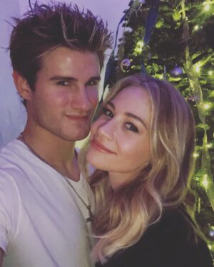 Amanda Leighton Instagram - ❤️🎄