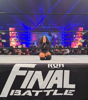 Amanda León Instagram - ✨Forever Your Goddess.✨🔮✨ #FinalBattle #QueenOfHonor #RavenHairedBeauty #WitchyWoman #Bombshell #Goddess #ROH #ringofhonor #Wrestling #rohwrestling #womenswrestling #prowrestling #rohwd #watchroh #womenofhonor @zia_shoots_wrestling