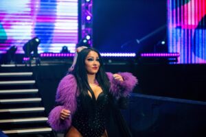 Amanda León Instagram - ✨She is both hellfire and holy water. The version you get is a reflection of how you treat her.✨🪞🔥🧊💜🔮
✨🌛🌕🌜✨

——————————————————

@ringofhonor @rohwomensdivision 
#roh #watchroh #wrestling #theallure #allure #womenswrestling #ringofhonor #ringofhonorwrestling #witchywoman #goddess #neon #purple #badass #bombshell #wwe #nxt #njpw #stardomwrestling #aew #impactwrestling #wrestlingfigures #wrestlingfan #wrestlingmemes #makeup #fashion #fashionista #glam #serving #ootd #motd