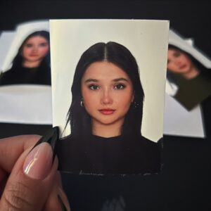 Amanda Arcuri Instagram - time to fill up my passport again 💅🏼