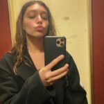 Amanda Campana Instagram – Compilation di selfie da marzo ad oggi.
Così, perché mi va.