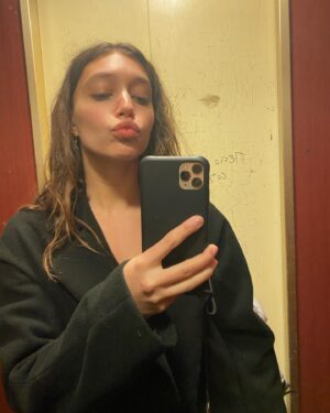 Amanda Campana Instagram - Compilation di selfie da marzo ad oggi.
Così, perché mi va.