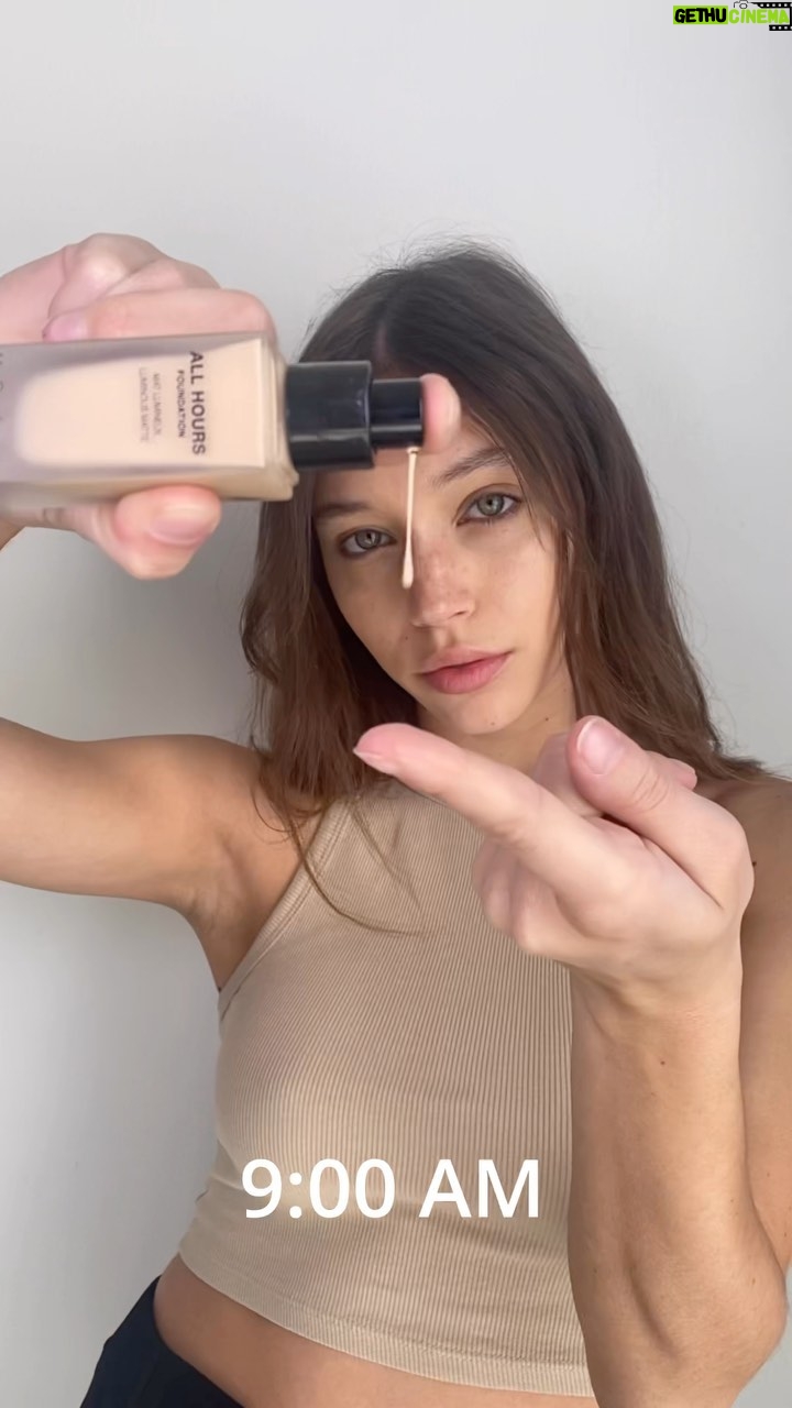 Amanda Campana Instagram - Il nuovo fondotinta All Hours di @yslbeauty è leggero e luminoso, ha protezione spf 30 e mi regala una durata di 24h anche nelle giornate più intense #yslbeauty #adv #makeup #allhours
