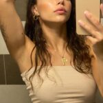 Amanda Campana Instagram – A volte penso che la mia malinconia sia, in realtà, solo bisogno di abbronzarmi (pt.1)