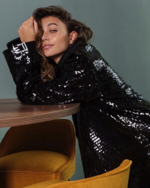 Amanda Campana Instagram - Avete preso @tustylemagazine in edicola? ❤️‍🔥

EIC @paolasalvatore
Intervista @rob_sarugia
Fotografa @robertakrasnig
Styling @stylist_a_porter 
Hair e make up Kim @ Studiorepossi
Press office @andreasmercante @edoardoa 
Agency @yd_actors_yvonnedabbraccio