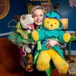 Amanda Keller Instagram - As an Australian presenter, is there a greater thrill or privilege than being asked to appear on Play School? Well, tomorrow ( Tuesday) at 8.50am you can catch me reading Max’s Dinosaur Feet for Play School’s Story Time. I’m Uber chuffed to be included . And no spoilers regarding the ending of the book!!!!! See you then.