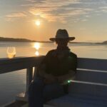 Amanda Keller Instagram - It started well. Delicious oysters from @jimwildsoysters for lunch. We bought prawns there too to make a pasta for dinner. A sunset drink must have brought me unstuck, because the whole thing slipped and hit the deck. Cheese and crackers for dinner!