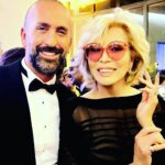 Amanda Lear Instagram - Soirée Babeth Dijan avec le talentueux Doctor Beauty..#charity #fashion #jeanpaulgaultier #