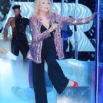 Amanda Lear Instagram – Singing on italian television..