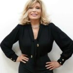 Amanda Lear Instagram - Thank you Elisabetta Franchi..necklace Harry Winston..RAI television