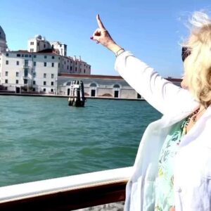 Amanda Lear Instagram - Welcome to Venice !!..Film Festival.