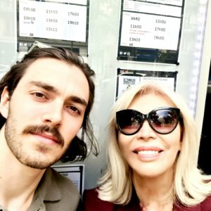 Amanda Lear Instagram - Going to the movies !.The FATHER..great film  #thefather #florianzeller #panayotis #